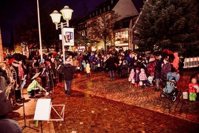 Auch dieses Jahr finden am Sankt-Martins-Tag wieder Laternenumzüge in der Innenstadt statt. Foto: Stadt Offenburg
